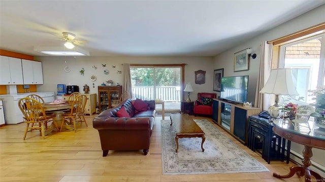 3 of 27 - 949 Carmen Cres, Gabriola Island, BC