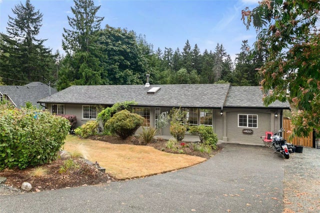 1 of 39 - 1425 Chilco Rd, Crofton, BC