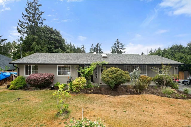 2 of 39 - 1425 Chilco Rd, Crofton, BC