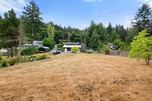 3 of 39 - 1425 Chilco Rd, Crofton, BC