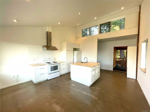 4 of 22 - 1732 Pritchard Rd, Cowichan Bay, BC