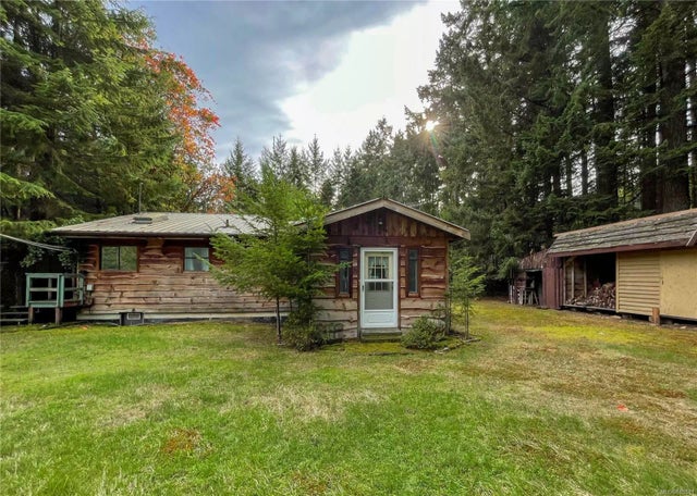 1 of 29 - 1400 Wild Rose Dr, Gabriola Island, BC