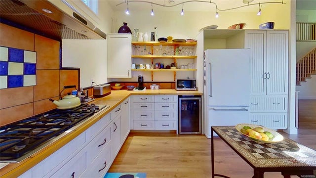 5 of 33 - 1592 Wild Cherry Terr, Gabriola Island, BC