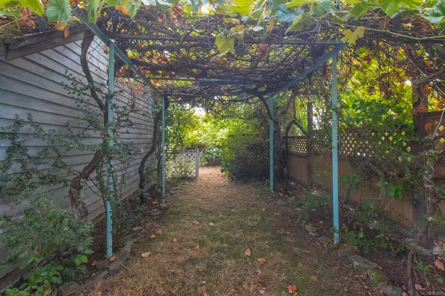 5 of 38 - 1598 Chaplin St, Crofton, BC