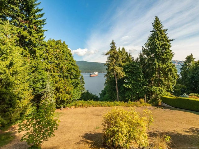 1 of 52 - 940 Mini Rd, Cowichan Bay, BC