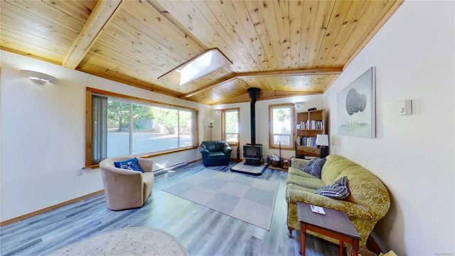 3 of 32 - 930 Carmen Cres, Gabriola Island, BC