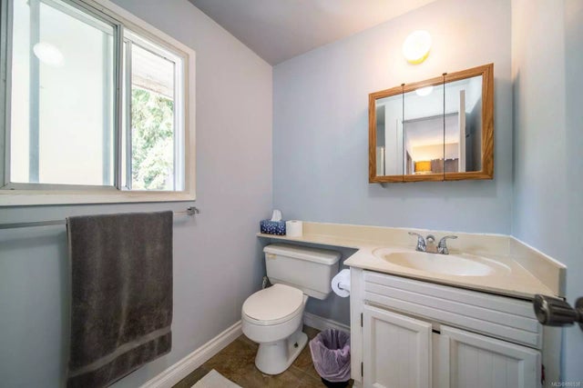 5 of 34 - 1636 Queequeg Trnabt, Gabriola Island, BC