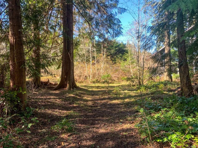 3 of 10 - Lt 3 Sea Lovers Lane, Gabriola Island, BC