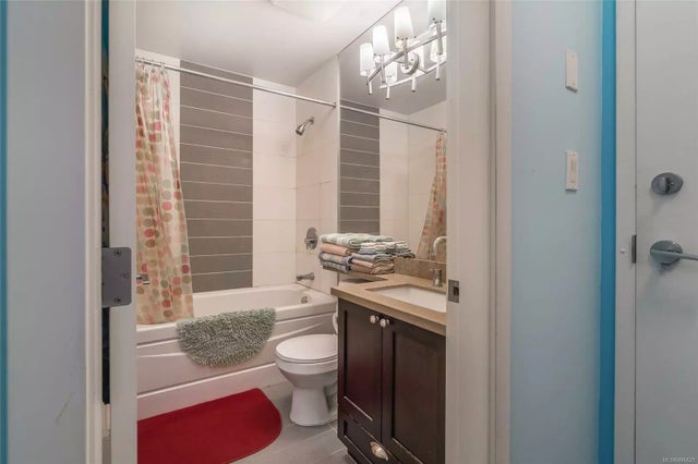 5 of 16 - 99 Chapel St 206, Nanaimo, BC