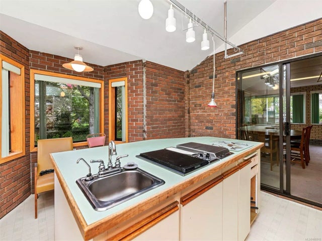 4 of 41 - 8068 Spinnaker Dr, Crofton, BC