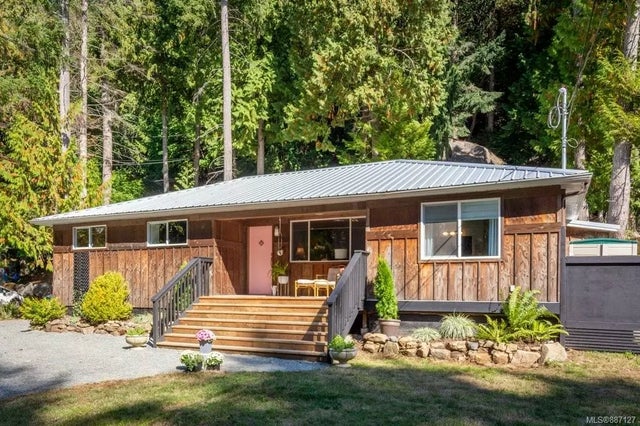1 of 57 - 1040 Harrison Way, Gabriola Island, BC