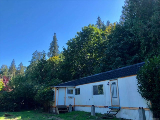 1 of 17 - 870 Christine Close, Gabriola Island, BC