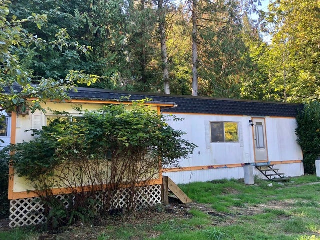 2 of 17 - 870 Christine Close, Gabriola Island, BC