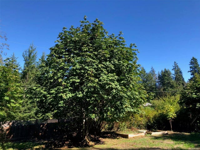 4 of 17 - 870 Christine Close, Gabriola Island, BC