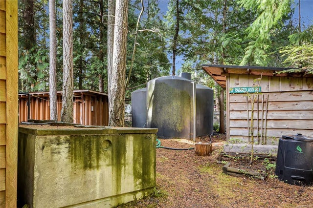 3 of 49 - 830 Carmen Cres, Gabriola Island, BC