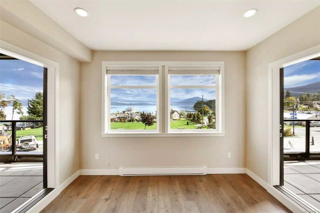 3 of 40 - 1533 Joan Ave 201, Crofton, BC