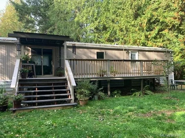 2 of 13 - 7700 Vivian Way, Fanny Bay, BC