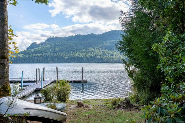 5 of 29 - 9706 Miracle Way, Youbou, BC