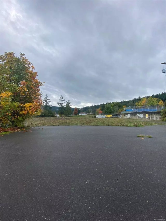 5 of 7 - 1658 Robert St, Crofton, BC