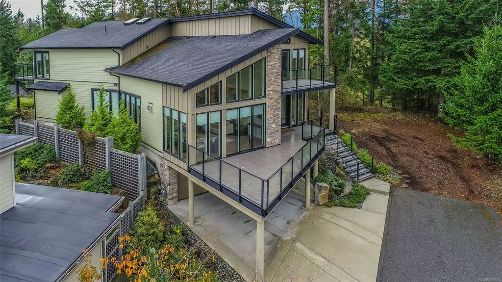 5345 Smokey Cres, Nanaimo