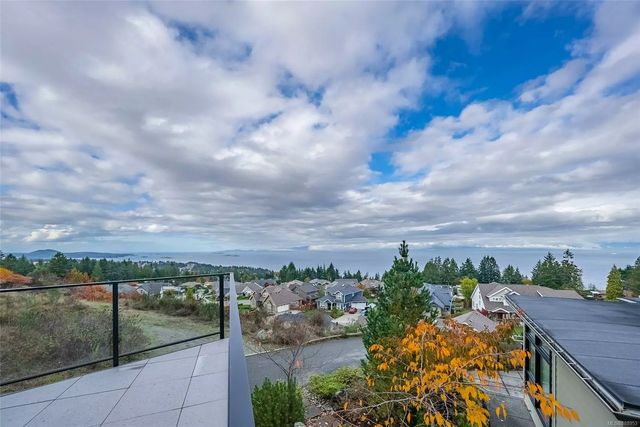 4 of 64 - 5345 Smokey Cres, Nanaimo, BC