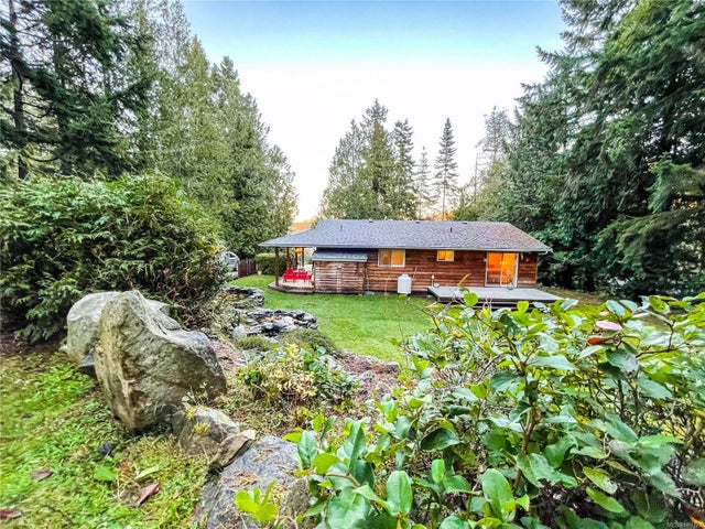 1 of 35 - 163 Easthom Rd, Gabriola Island, BC