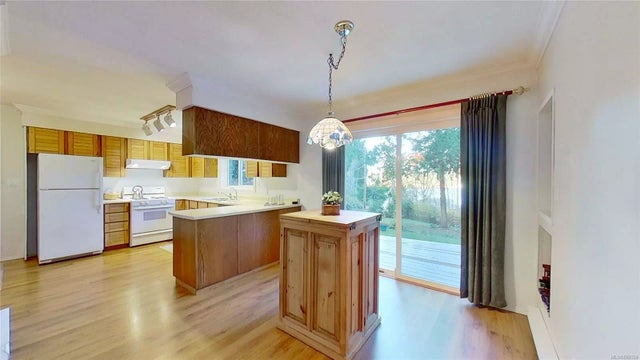 4 of 35 - 163 Easthom Rd, Gabriola Island, BC