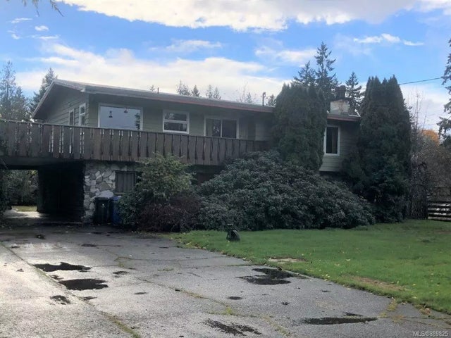 1 of 12 - 1300 Mindy Rd E, Cowichan Bay, BC