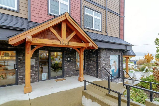 3 of 40 - 1533 Joan Ave 303, Crofton, BC