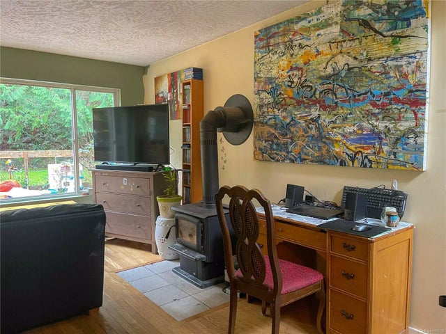 5 of 23 - 3287 South Rd, Gabriola Island, BC