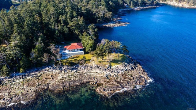 4 of 13 - 0 Sear Island, Gabriola Island, BC