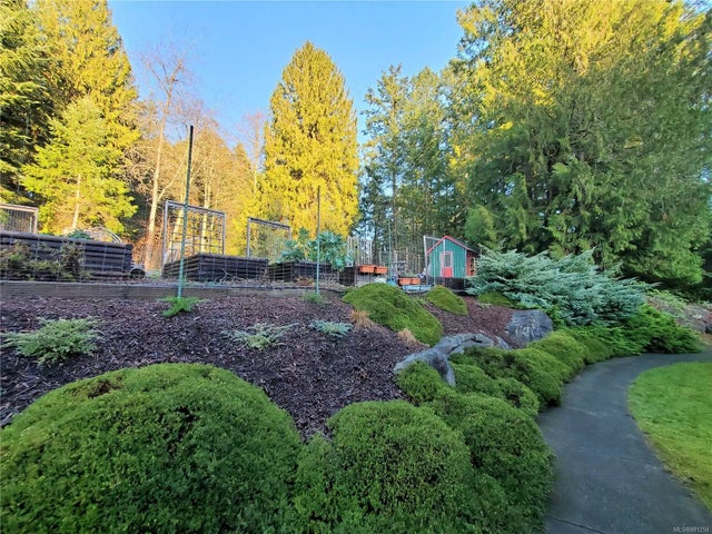 2 of 14 - 500 Argyle Lane 101, Gabriola Island, BC