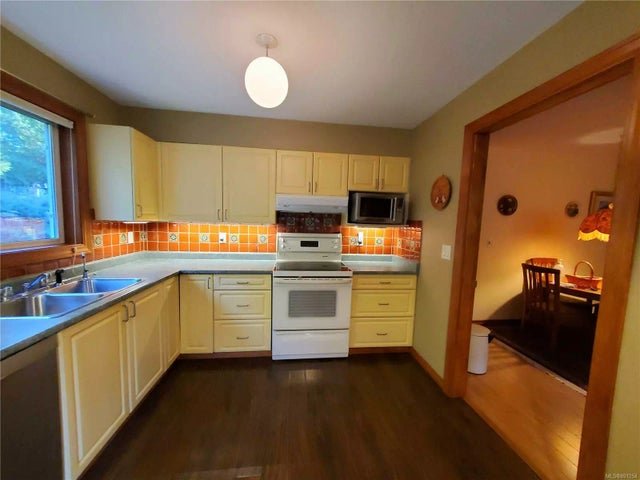 4 of 14 - 500 Argyle Lane 101, Gabriola Island, BC