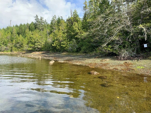 2 of 8 - Lot 8 Bamfield Rd S, Bamfield, BC