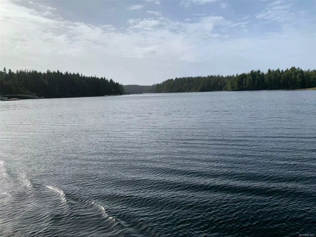 4 of 8 - Lot 8 Bamfield Rd S, Bamfield, BC