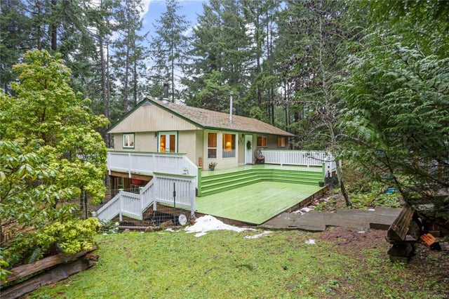 1 of 34 - 881 Sharie Rd, Gabriola Island, BC