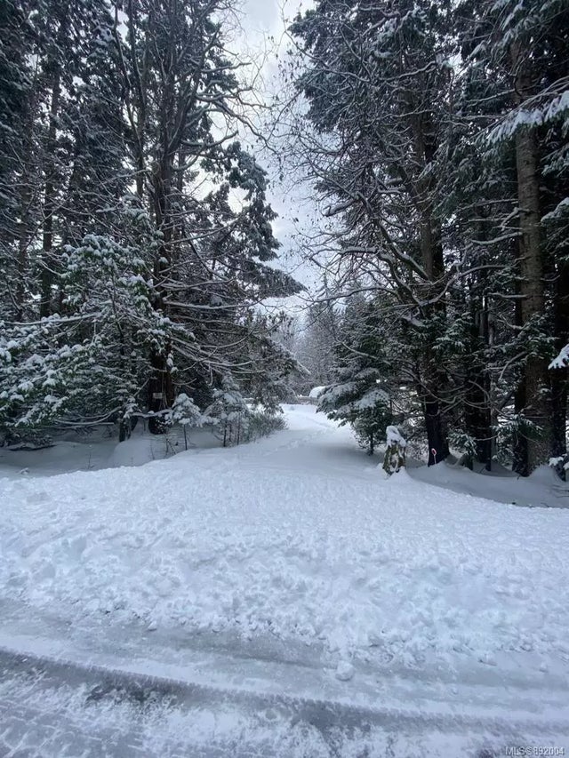 2 of 8 - 2965 North Rd 1, Gabriola Island, BC