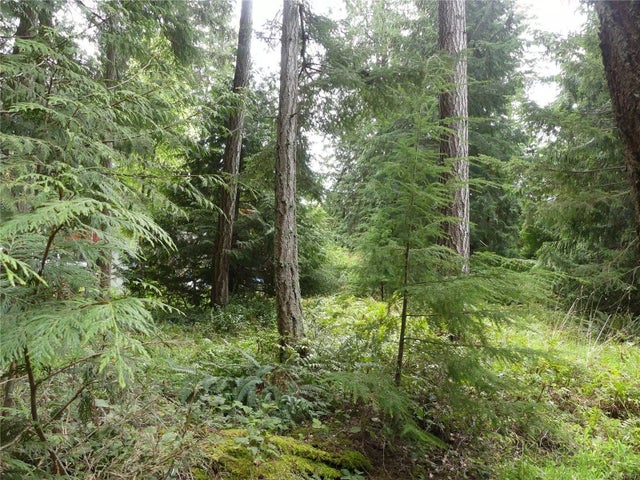 1 of 14 - Lt 8 Jeanette Ave, Gabriola Island, BC