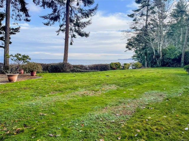 3 of 45 - 870 Daggoo Pl, Gabriola Island, BC