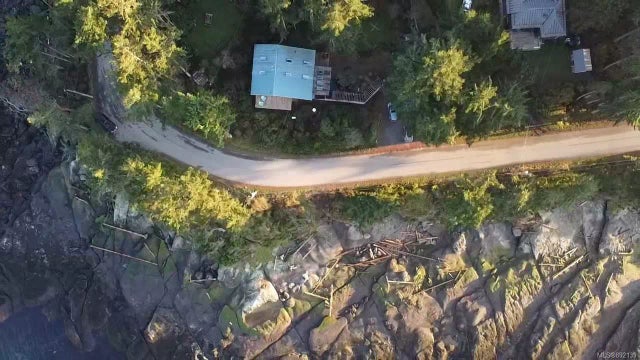 1 of 46 - 931 Berry Point Rd, Gabriola Island, BC