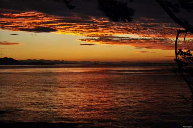 2 of 46 - 931 Berry Point Rd, Gabriola Island, BC