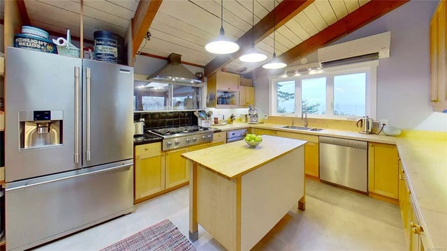 4 of 46 - 931 Berry Point Rd, Gabriola Island, BC