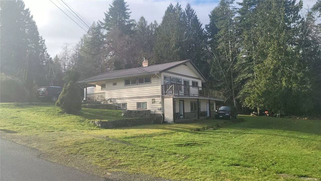 2 of 27 - 8002 Berridge St, Crofton, BC