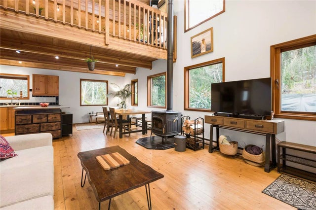 2 of 42 - 1624 Pequod Cres, Gabriola Island, BC