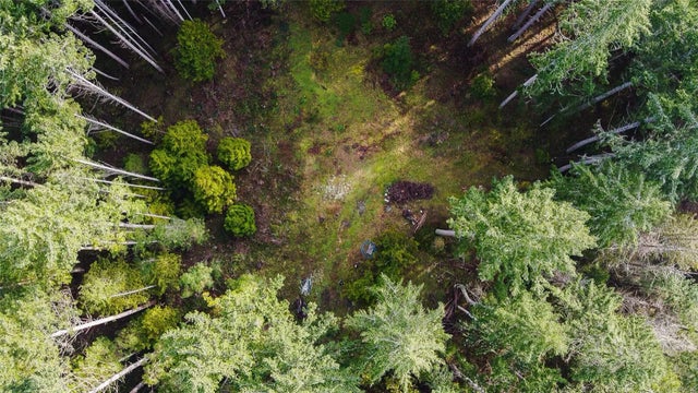 5 of 27 - 910 Keith Dr, Gabriola Island, BC