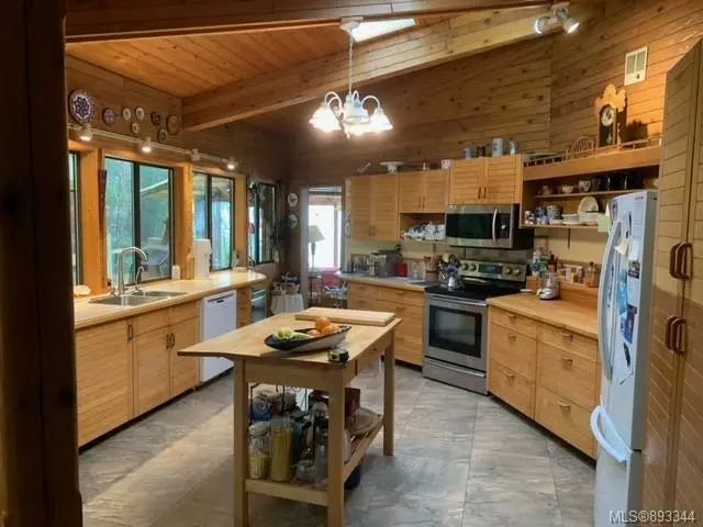 3 of 45 - 935 Canso Rd, Gabriola Island, BC