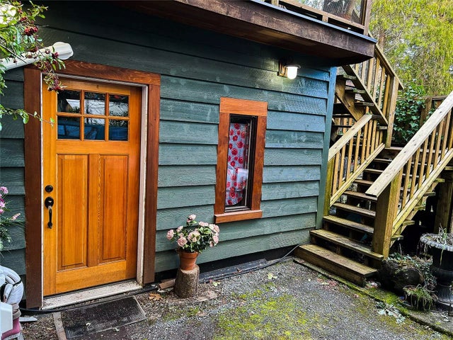 2 of 38 - 990 Canso Rd, Gabriola Island, BC