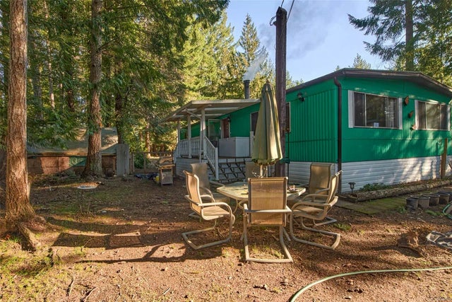 5 of 32 - 7772 Tozer Rd, Fanny Bay, BC