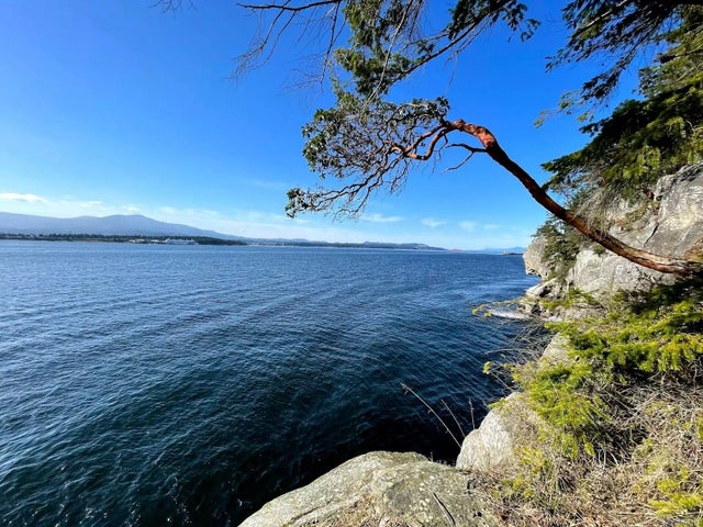1 of 11 - Lt 3 Keith Dr, Gabriola Island, BC