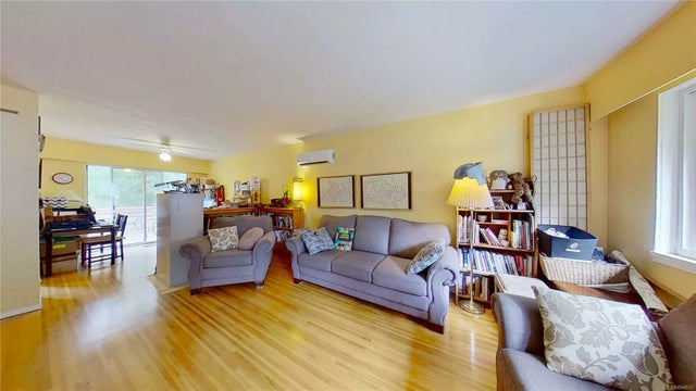 2 of 22 - 417 Berg Rd, Gabriola Island, BC